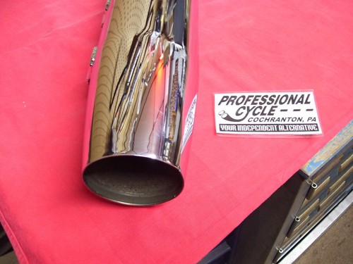 Harley Davidson 09-15 Touring FLHTCU Excellent Pair (L&R) Take-Off Mufflers OEM - Picture 9 of 14