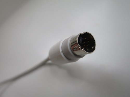 Genuine Original Apple S-Video to RCA Composite Adapter Cable 603-2679 - Picture 4 of 4