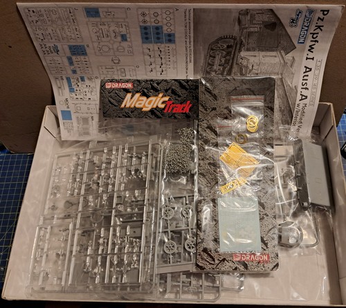 Dragon Models 6356 1/35 Model Kit Pz.Kpfw. I Ausf. A Modified Version w/Interior - Picture 2 of 2