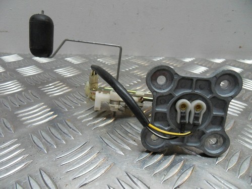 Suzuki Bandit GSF 600 / 1200 Petrol tank fuel level sender unit 2001 to 2005 - Picture 3 of 7