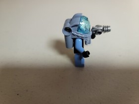 LEGO Super Heroes Mr. Freeze Minifigure with freeze gun