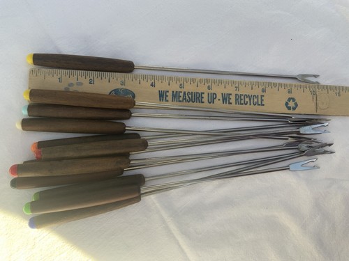 12 Lot Of 12 Vintage Color Coded Wooden & SS Fondue Forks Made In Japan - Picture 6 of 6
