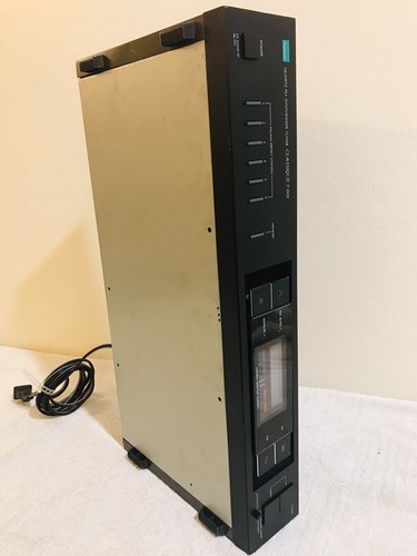 SANSUI T-901 QUARTZ PLL SYNTHESIZER AM/FM STEREO TUNER RECEIVER CLASSIQUE TESTED - Picture 9 of 10