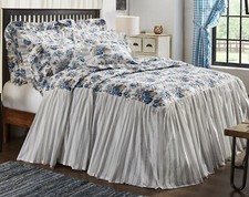 Exquisite Blue Floral Bed Spread Quilt Vintage-Style Farmhouse w/ Annie Gingham