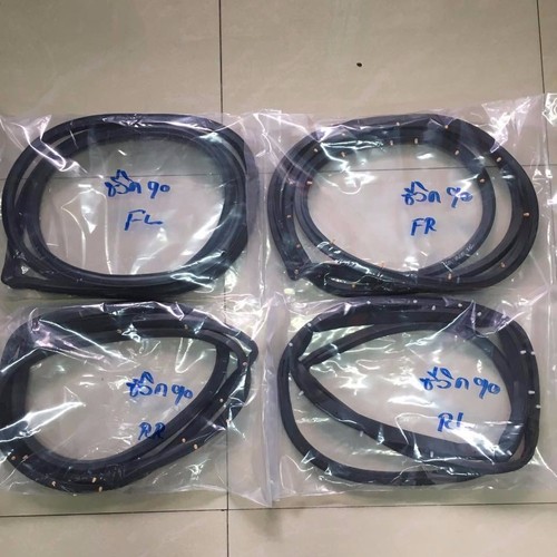 FOR HONDA CRV CR-V DOOR SEAL RUBBER WEATHERSTRIP 96 97 98 99 00 01 4X 4DOOR - Picture 2 of 9