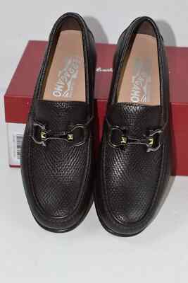 ブ*ー様 Salvatore Ferragamo TARYN ゴールド 9 Salvatore