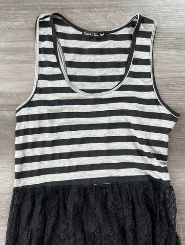 Double Zero Long Lace Tank Top Size S Scoop Neck - Picture 2 of 3