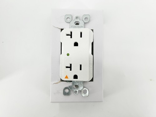 New Leviton 5380-IGW Surge Protective Duplex Receptacle 20A 125VAC White - Picture 5 of 5