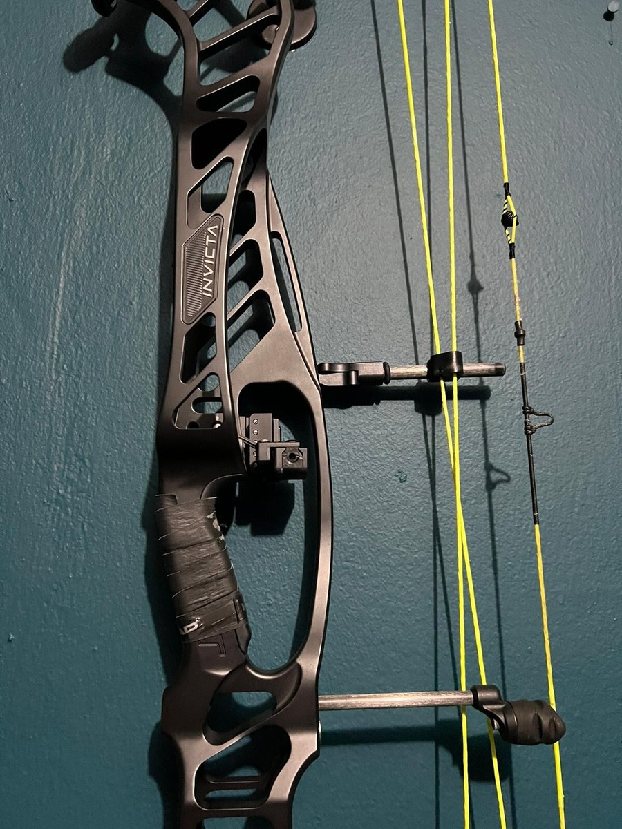 Hoyt Invicta 40 (Black) 50-60# 27-28in. Used | eBay