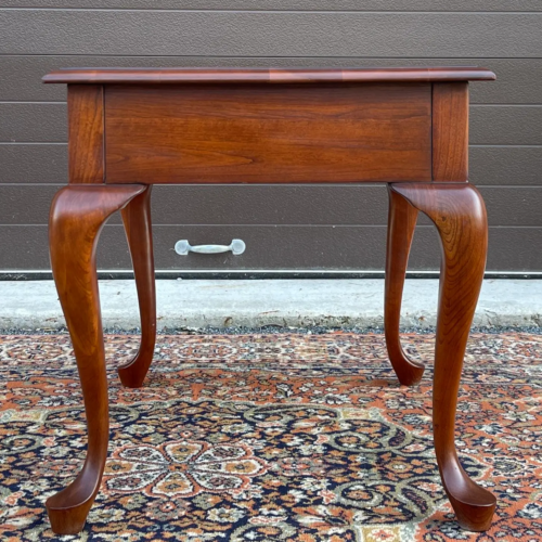 Vintage Pennsylvania House Traditional Queen Anne Cherry 1 Drawer Side Table - Picture 8 of 12