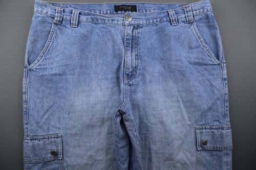 Women's Lee Riveted Mid Rise Cargo Capri Jeans Medium Wash Size 20WM (Msr 40x22) - Picture 2 of 9