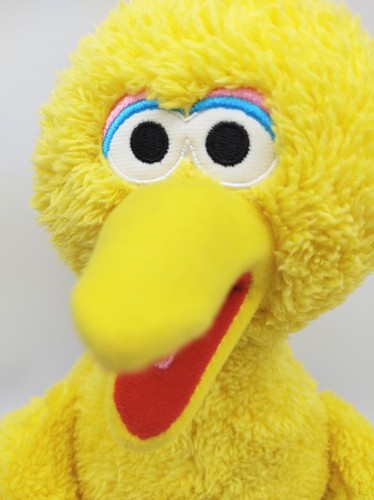 Peluche Sesame Street Big Bird 14" de alto de Kohl's Cares + juego de estallido Bubblepop - Imagen 4 de 9