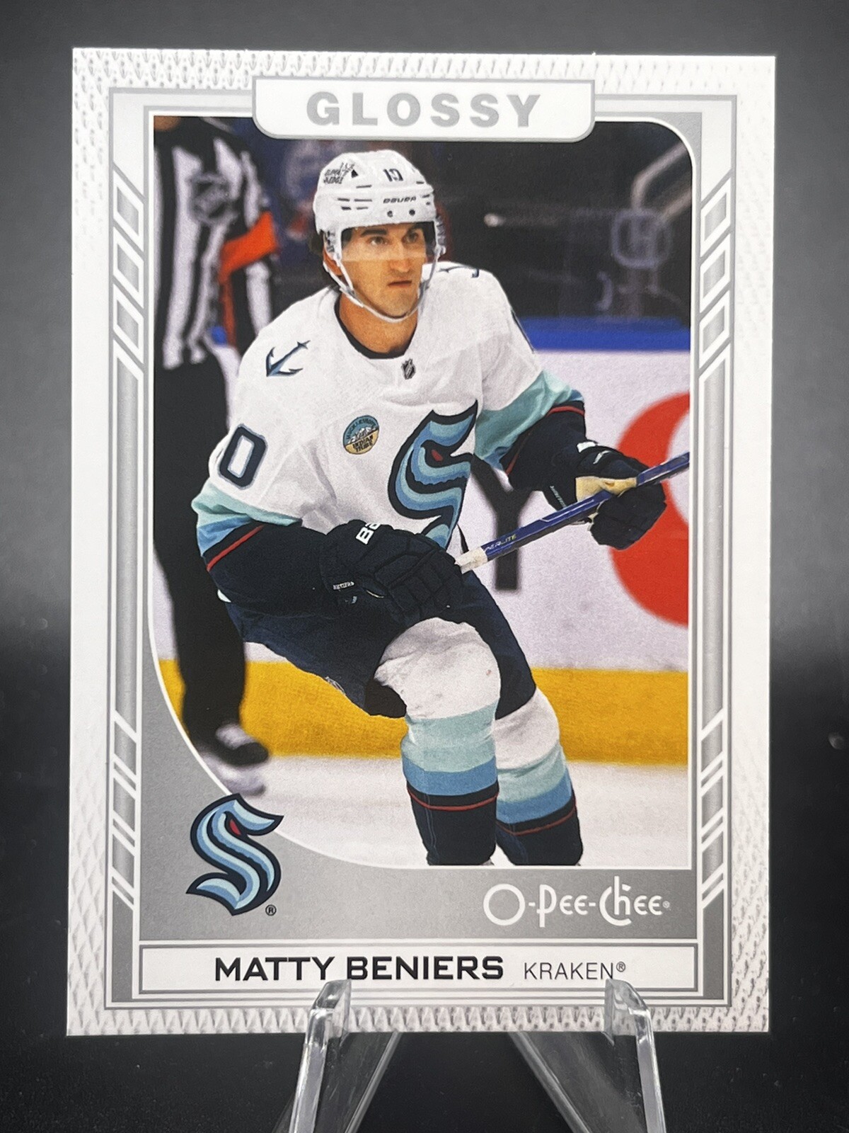 2023-24 Upper Deck Series 2 Two Matty Beniers O-Pee-Chee Glossy #R-33 Kraken