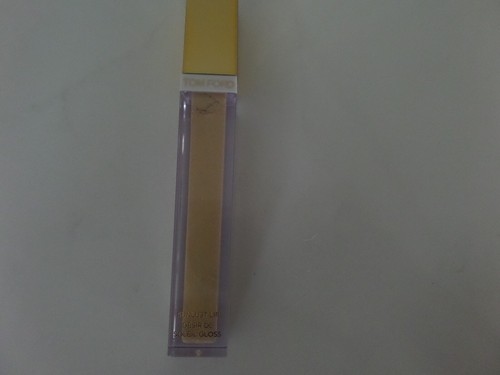 New TOM FORD A limited-edition high-shine, nonsticky lip gloss .24 OZ, JAPAN - Picture 2 of 2