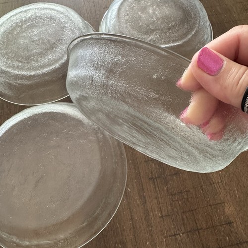 4 Vtg Hand Blown Glass Bowls 7.5”Textured Frosted Ice Bark Pasta Salad Ceral EUC - Picture 7 of 9