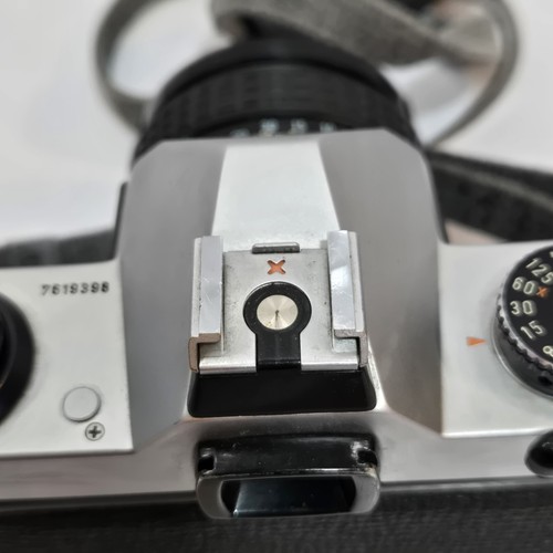 PENTAX K1000 35mm SLR Film Camera with SMC-M 50mm f/1.7 lens Works READ - Picture 11 of 24