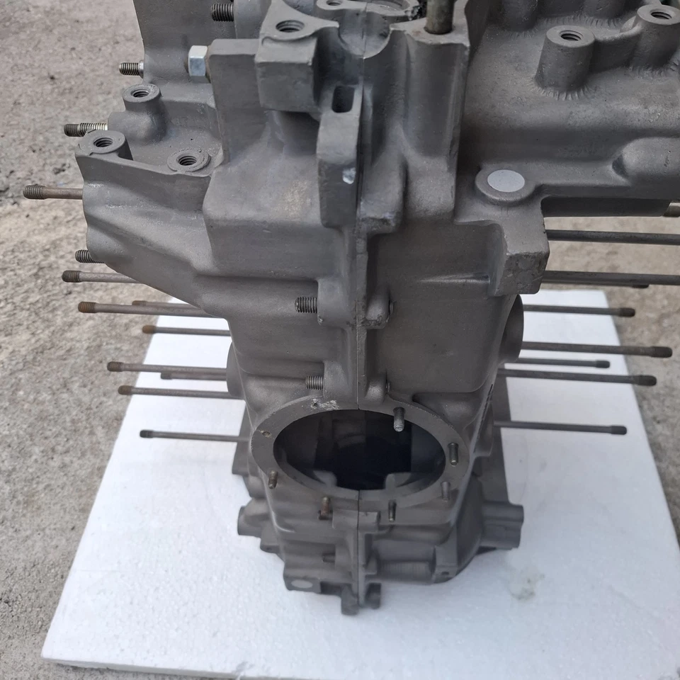  Porsche 911 F 2.2 T MONOBLOCK - CRANKCASE - Type 911/03 - 1969-1971 ORIGINAL  - Image 2 of 4