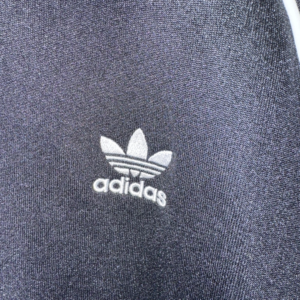 Adidas Originales Conjunto Negro, Top 2XL y Pantalones XL, Usado Foto 3 de 4