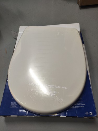 BEMIS CLICK & CLEAN CLASSIC SOFT-CLOSE WITH QUICK-RELEASE TOILET SEAT WHITE - Picture 2 of 6