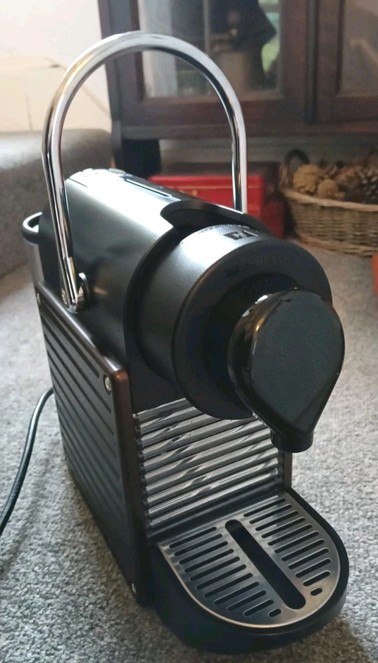 Krups Nespresso Pixie XN304T40, photo 3 of 5
