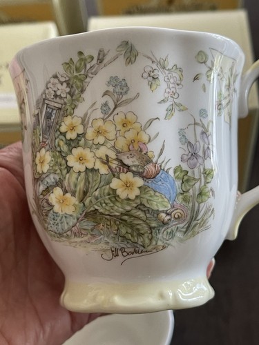 4 Tea Cups 1983 Royal Doulton Brambly Hedge 4 Seasons Boxes Spring Summer Fall - Picture 14 of 24