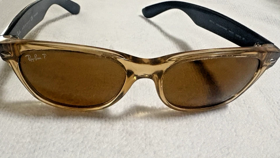 Ray-Ban Nuevo Wayfarer Bicolor Polarizado Marrón 55mm Gafas de Sol RB2132 945/57 55-18 Foto 2 de 4