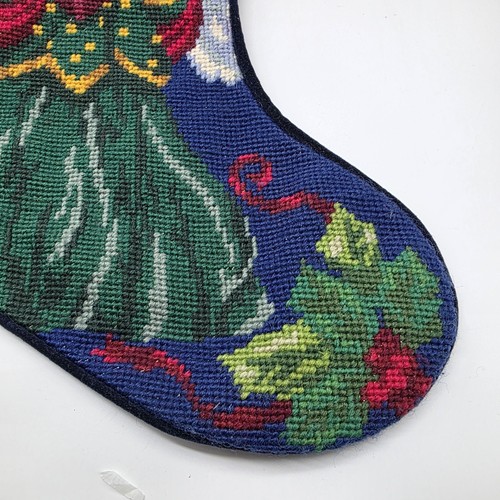 1995 Vintage Jabara Wool Needlepoint Christmas Stocking Angel Caroling - Picture 8 of 9