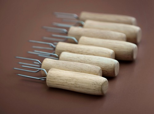 PRECORN 8 x soporte de mazorca de maíz mango de madera para barbacoa soporte de maíz barbacoa brochetas de maíz - Imagen 4 de 5