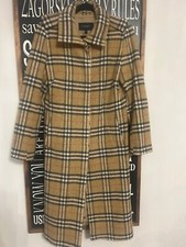 Burberry Womens Winter Coat -made In Italy / Size Us 4