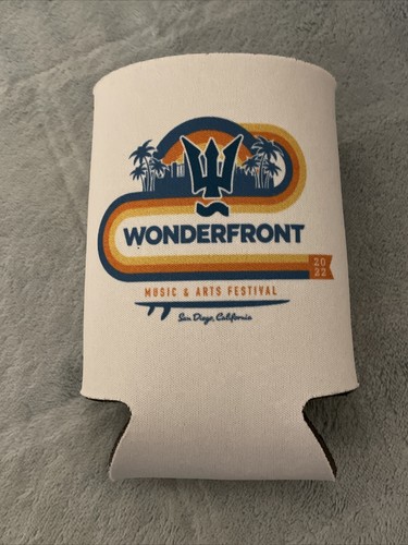 Coors Light Beer White T-Shirt Size Medium NWOT & Coors Light Beer Koozie/Cooler - Picture 7 of 7