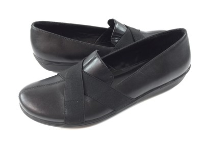 Naturalizer Womens 8M Black Leather Comfort Slip On Loafers Flats Shoes EUC Naturalizer Womens 8M Black Leather Comfort Slip On Loafers Flats Shoes EUC