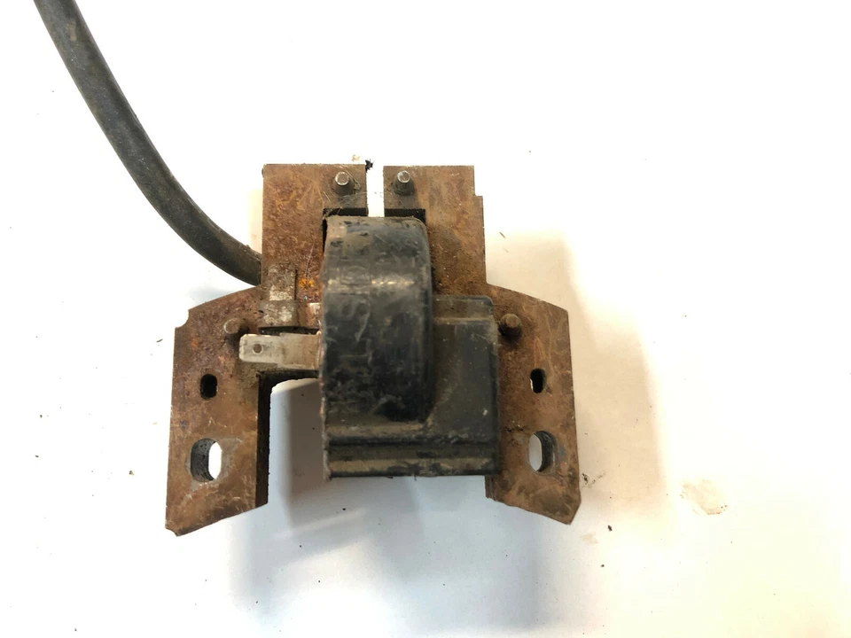 Armadura OEM Briggs & Stratton - Bobina de encendido Magneto 590454 Quantum Engine (#B) Foto 2 de 3