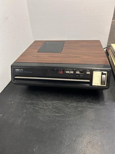 RCA Selectavision VideoDisc Player SFT 100 W CED System *Turns On* W 16 Movies - Picture 6 of 16