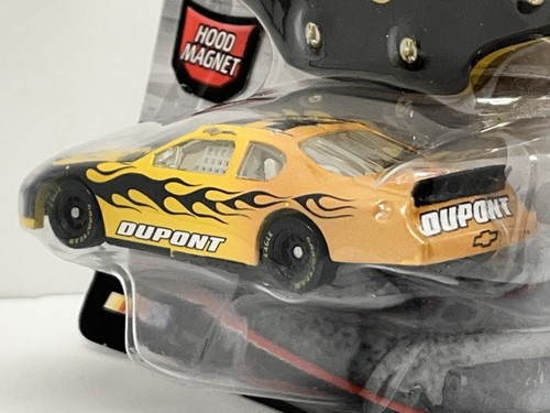 Jeff Gordon #24 NASCAR Yellow/Black Flames W/Hood Magnet 1:64 “Hot Hues” New - Picture 6 of 15