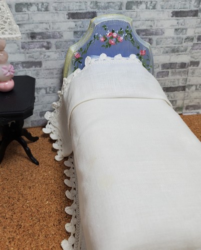 Miniature Dollhouse Furniture Biz Dressed Bed painted headboard 1 in scale - Picture 2 of 5