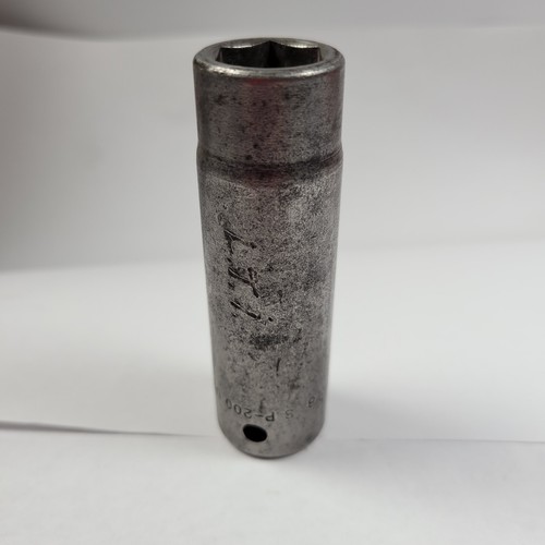 Snap-on Tools USA Vintage 1/2" Drive 5/8" SAE 6pt Deep Well Impact Socket SP-200 - Picture 3 of 10