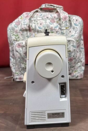 Brother VX 1090 Sewing Machine With Carry Case & Manual - Picture 14 of 16