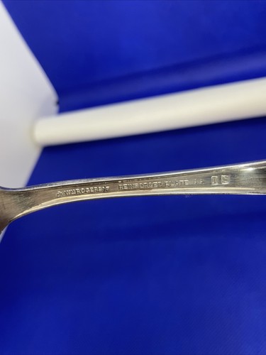 Wm Rogers Starlight Pie Cake Server Silverplate IS Reinforced Plate 1953 9.75” - 第 4/6 張圖片