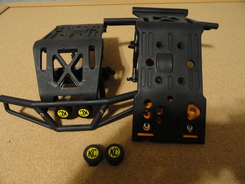 HPI SAVAGE 1/8TH BUMPERS AND SKIDS. WITH LOTS OF EXTRAS. DON'T SNOOZE ON EM. - Picture 11 of 13