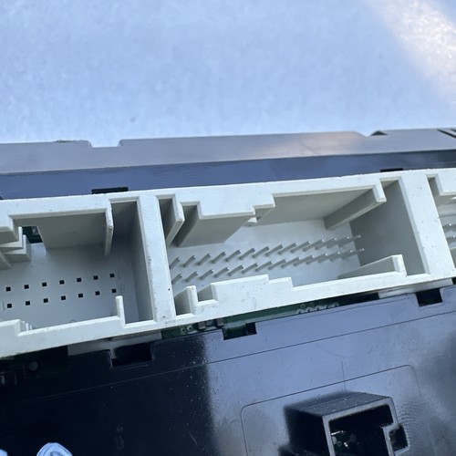 06-12 Mercedes W164 ML500 ML550 Front A/C AC Heater Climate Control Switch OEM - Picture 11 of 12