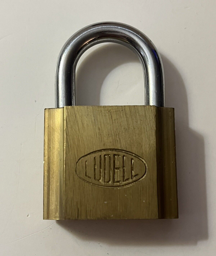 Ludell Brass Hardened Shackle Pin Tumbler Padlock ~ 2 Keys, Original Box, 1 1/2" - Picture 3 of 9