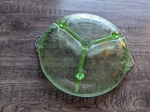 Vintage URANIUM GLASS Appetizer 3-Section Plate 7 1/2" - Picture 7 of 8