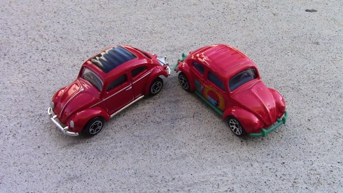 Hot Wheels Matchbox Johnny Lightning VW Beetle Bug Lot of 33 Mint Loose - Picture 19 of 21
