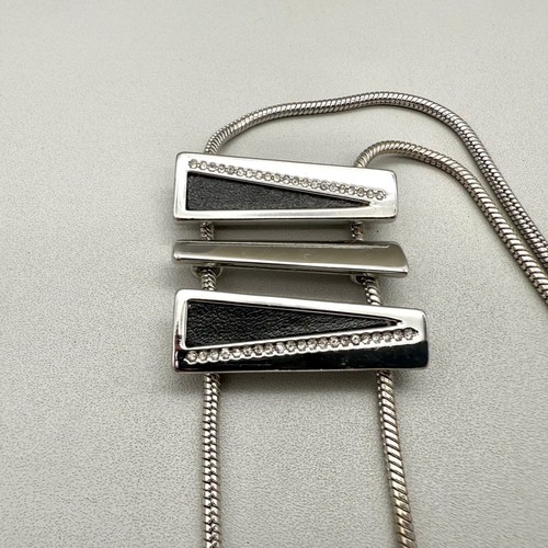 White House Black Market Necklace Silver Tone Black Bolo Style Pendant 24 Inch - Picture 5 of 7