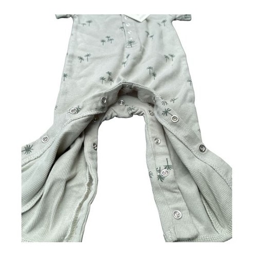 Quincy Mae Baby Girls Size 3-6M Ribbed Palms Short Sleeve Romper Green - Picture 2 of 3