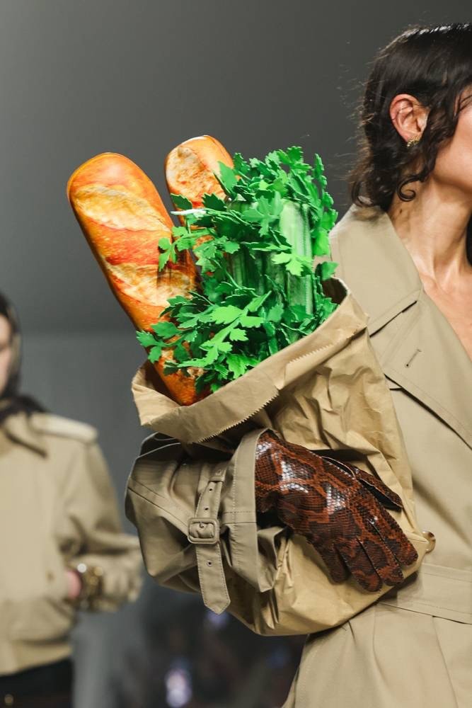 RAREA MOSCHINO Celery Sedano Clutch Bag! 800272459625| eBay