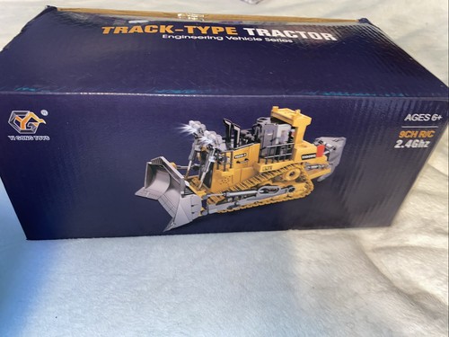 Remote Control Bulldozer Toy - Realistic Construction Vehicle for Kids Ages 3-7 - Picture 1 of 5