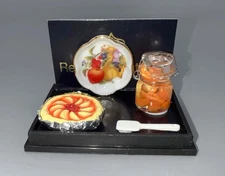 MINIATURE DOLLHOUSE 1:12 REUTTER PEACH TART SET - 1.416/5