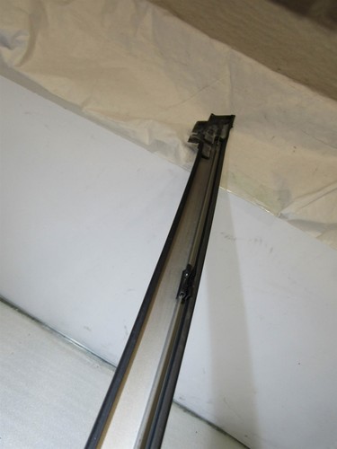 Mercedes C Klasse W202 Kombi rechts hinten Viertelscheibe Glaseinfassung Blende - Bild 6 von 8