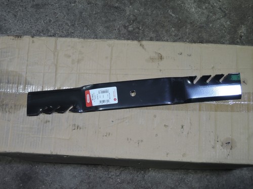 Oregon 96-802 Gator G3 Mower Blade, 20" Compatible with Toro - Picture 2 of 2